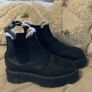 Black Leather  Dr Martens Men /Women's Boots